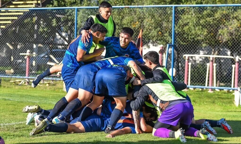 Deportes Rancagua Asciende a Tercera A y se corona campeon del Grupo Sur